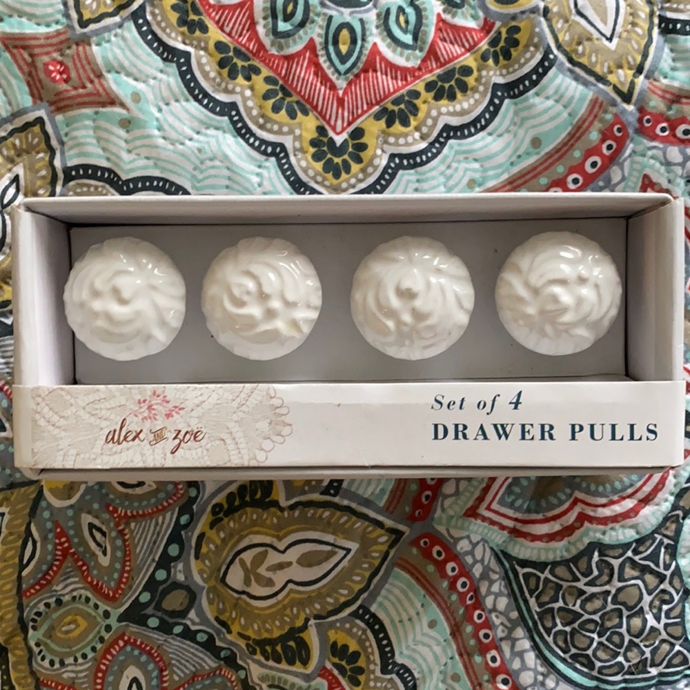 Shabby Chic Drawer Pulls